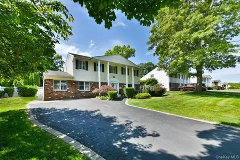 Exterior - 22 Chatham Rd, Commack, NY 11725 photo 2 of 6