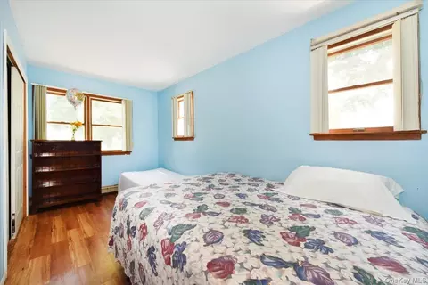 Bedroom - 22 Chatham Rd, Commack, NY 11725 photo 7 of 7