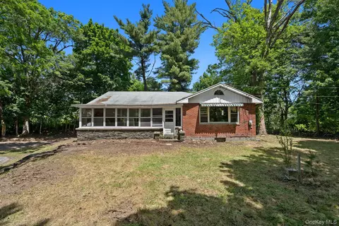 687 Route 52, Beacon, NY 12508