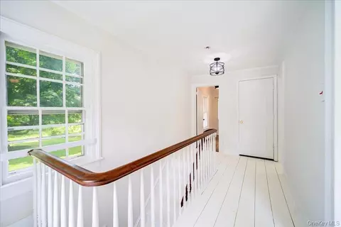 Entry Way - Undisclosed, Warwick, NY 10990 photo 2 of 4