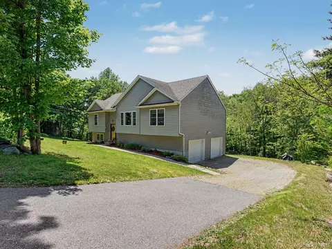 139 Farm To Market Rd, Southeast, NY 10509