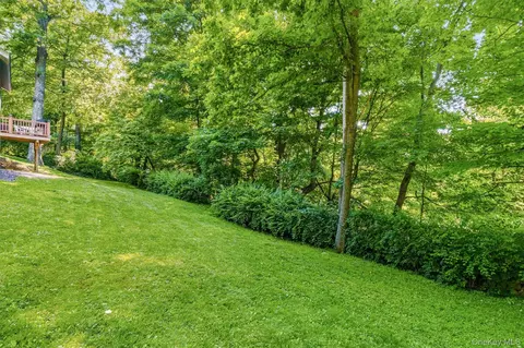 Exterior - 5 Echo Trl, Monroe, NY 10950 photo 8 of 13