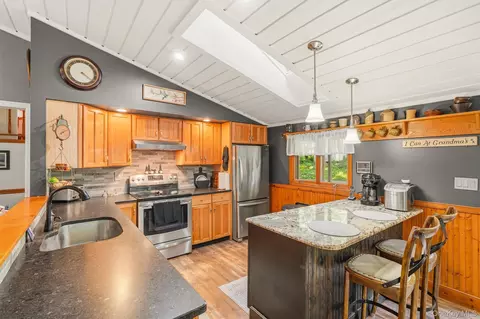 Kitchen - 5 Echo Trl, Monroe, NY 10950 photo 2 of 4