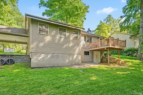 Exterior - 5 Echo Trl, Monroe, NY 10950 photo 10 of 13