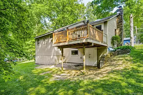 Exterior - 5 Echo Trl, Monroe, NY 10950 photo 12 of 13