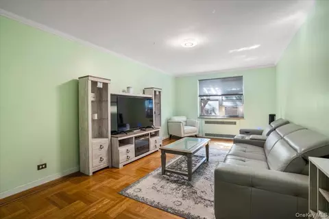 99-45 67th Rd #218, New York, NY 11375