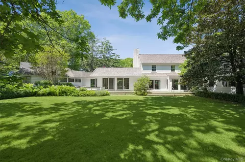 Exterior - 18-24 Jagger Ln, Westhampton, NY 11977 photo 8 of 15