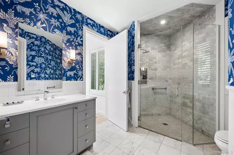 Bath - 18-24 Jagger Ln, Westhampton, NY 11977 photo 3 of 5