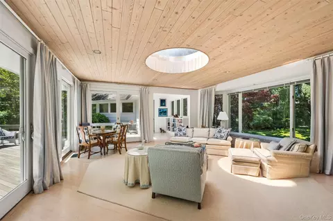 Living - 18-24 Jagger Ln, Westhampton, NY 11977 photo 3 of 3