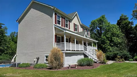 115 Emans Rd, La Grange, NY 12540