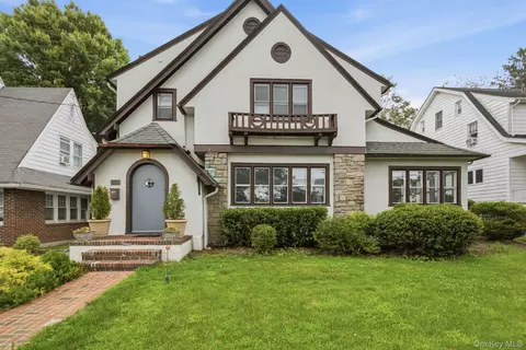 73 Greenridge Ave, White Plains, NY 10605