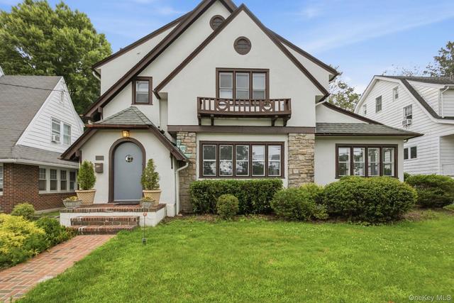 73 Greenridge Ave, White Plains, NY 10605