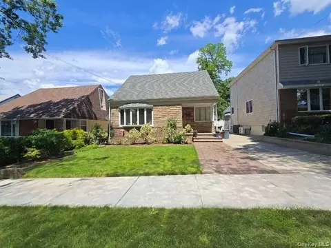 24841 Thebes Ave, New York, NY 11362