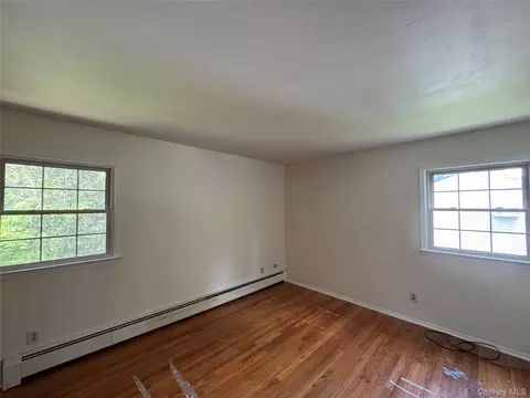 Bedroom - 11 Lynbrook Rd, Poughkeepsie, NY 12603 photo 6 of 9