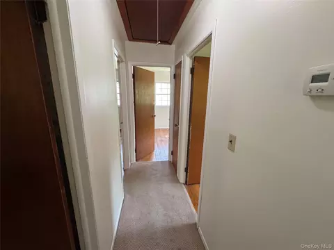 Entry Way - 11 Lynbrook Rd, Poughkeepsie, NY 12603 photo 1 of 2