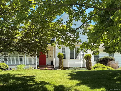 72 Jefferson St, Highland Mills, NY 10930