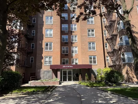 209-15 18th Ave #4K, New York, NY 11360