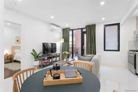 124-28 Queens Blvd #9B, New York, NY 11415