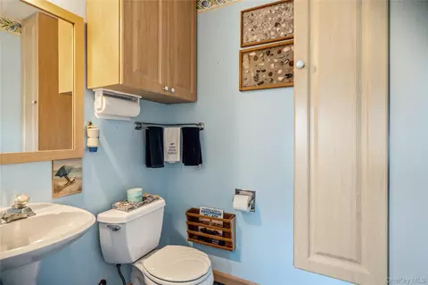 Bath - 115 Cedar Ave, Patchogue, NY 11772 photo 1 of 2