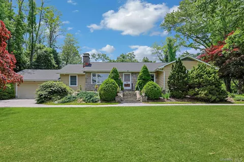 3 Meadow Park Rd, Somers, NY 10505