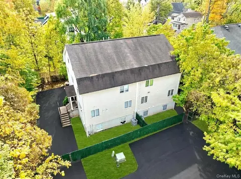 11 Laura Pl #2, Ramapo, NY 10977