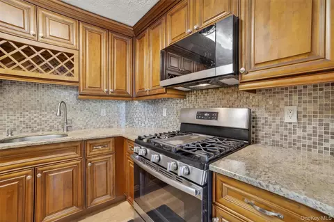 Kitchen - 9 Maple Crest Dr, Peekskill, NY 10566 photo 2 of 2