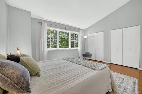 Bedroom - 9 Maple Crest Dr, Peekskill, NY 10566 photo 3 of 6