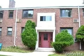 21 Lawrence Dr #A, Greenburgh, NY 10603