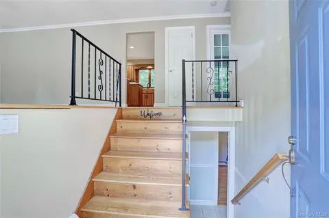 Entry Way - 7 Eagle St, Ramapo, NY 10977 photo 1 of 1