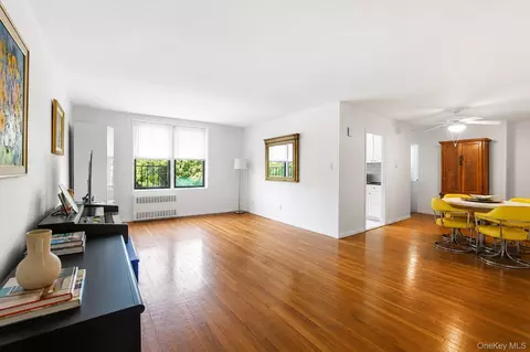 488 Ocean Pkwy #3B, Brooklyn, NY 11218