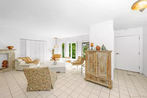 Other - 10 Rye Pl, Commack, NY 11725 photo 3 of 6