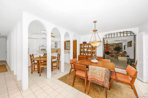 Dining - 10 Rye Pl, Commack, NY 11725 photo 1 of 1