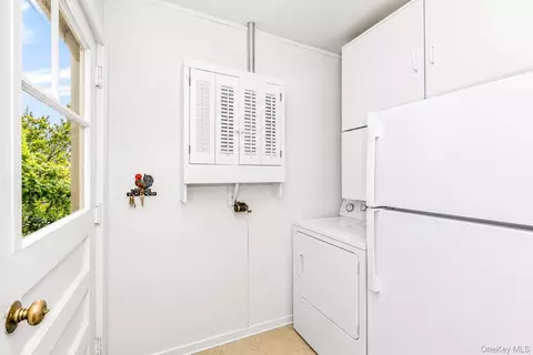 Other - 10 Rye Pl, Commack, NY 11725 photo 2 of 6