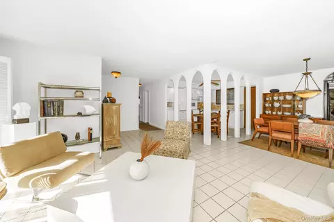 Other - 10 Rye Pl, Commack, NY 11725 photo 4 of 6