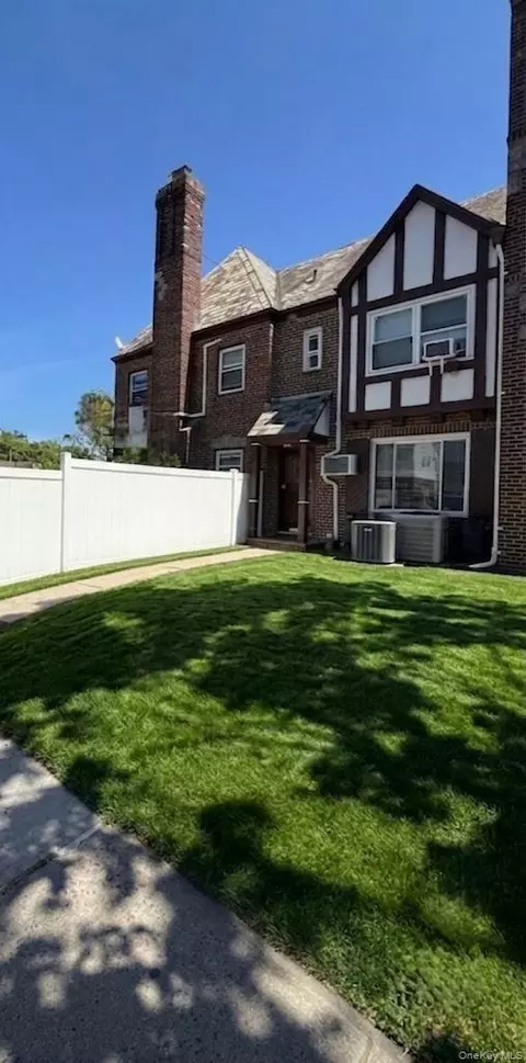 Other - 141-66 73rd Ter, Flushing, NY 11367 photo 2 of 7