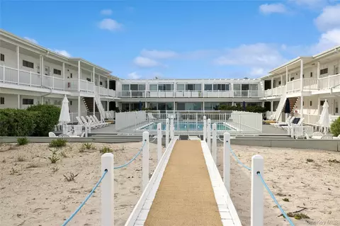 281 Dune Rd #17B, Westhampton Beach, NY 11978