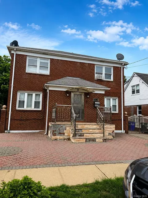 24720 136th Rd, New York, NY 11422