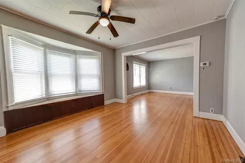 Living - 129 Bay Ave, Patchogue, NY 11772 photo 3 of 5