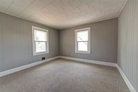 Bedroom - 129 Bay Ave, Patchogue, NY 11772 photo 2 of 2