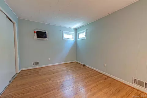 Bedroom - 129 Bay Ave, Patchogue, NY 11772 photo 1 of 2