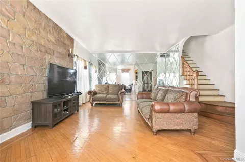 Living - 224 E 55th St, Brooklyn, NY 11203 photo 1 of 3