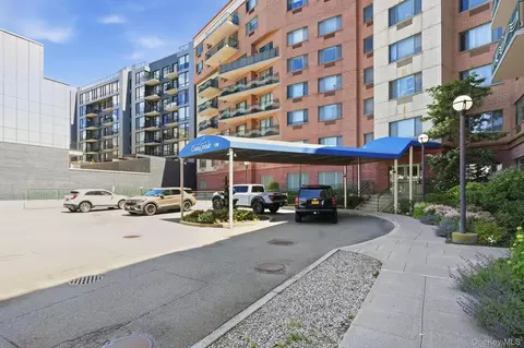 136 Beach 117th St #7J, New York, NY 11694