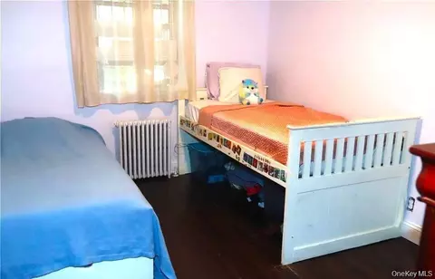 71-38 147th St #27A, Flushing, NY 11367 photo 4