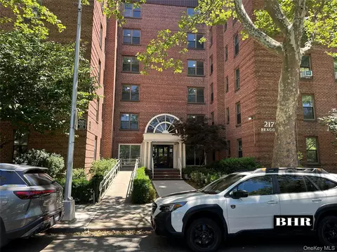 2171 Bragg St #6D, Brooklyn, NY 11229
