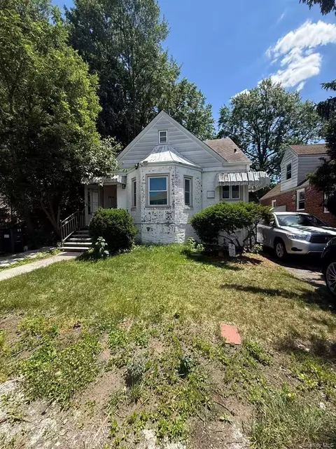 185-06 64th Ave, New York, NY 11365