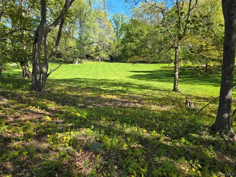 15 Rockledge Rd, Harrison, NY 10580 photo 5