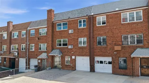 59-17 Kissena Blvd, Flushing, NY 11355