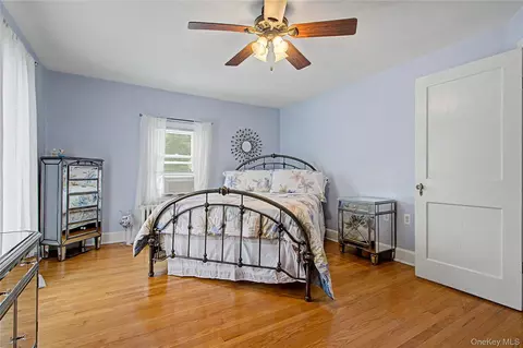 Bedroom - 75 S Randolph Ave, Poughkeepsie, NY 12601 photo 2 of 5