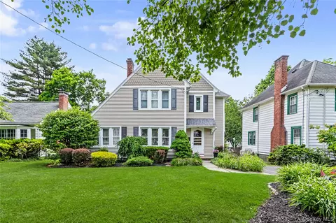 Exterior - 75 S Randolph Ave, Poughkeepsie, NY 12601 photo 2 of 8