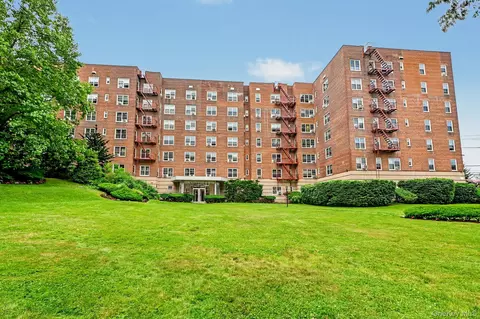 1304 Midland Ave # C48, Yonkers, NY 10704